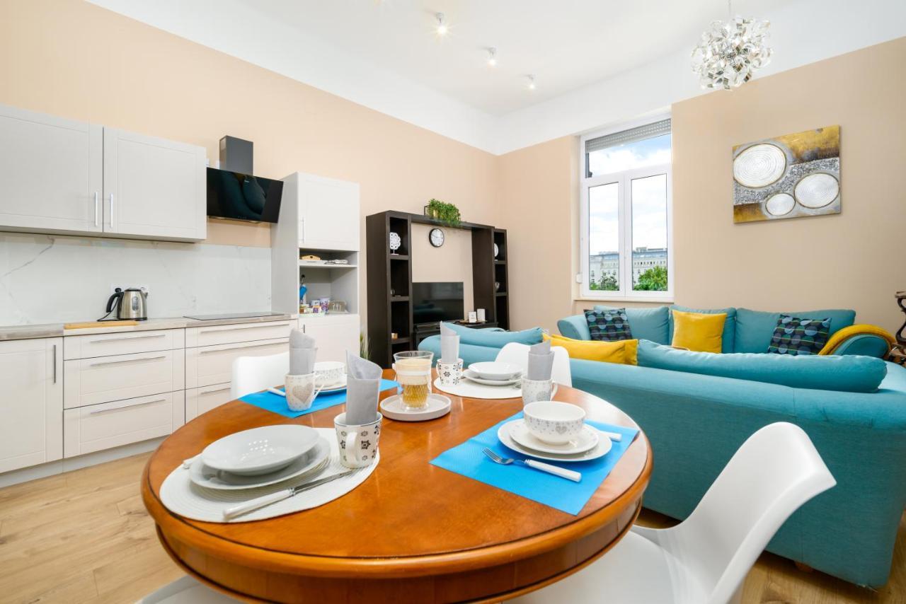 Ja18 Downtown Pearl - 2 Bedroom Apartment Budapest Bagian luar foto